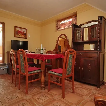 Apartment Burg *